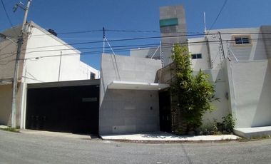 CASA EN RENTA EN PRIVADA EN CIUDAD DEL CARMEN, CAMPECHE.