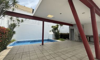 Casa en renta en Priv. Periférica en Cd. del Carmen