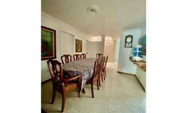 Casa/lote en Laureles.