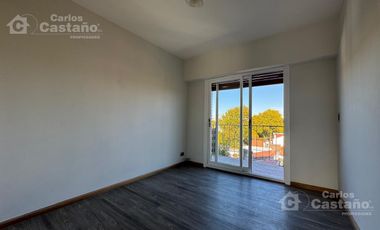 Exc  3 Amb Semi-Piso Amplios con Vista al Rio C/ Cochera.