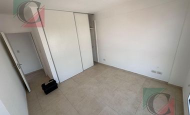 Departamento 2 ambientes con balcon - REMEDIOS DE ESCALADA CENTRO