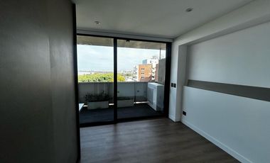 Departamento en La Lucila 3 ambientes con cochera vista al rio