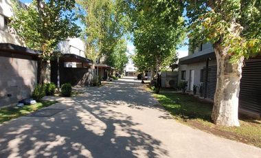 Casa en Alquiler  -  Villa Belgrano - Housing Seguridad 24 h