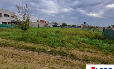 Venta - Terreno - Funes Norte
