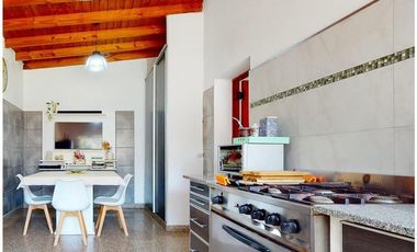 Casa de tres dormitorios en Punta Lara