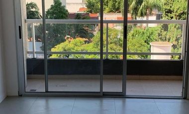 Oficina moderna en excelente zona de Lanús Oeste