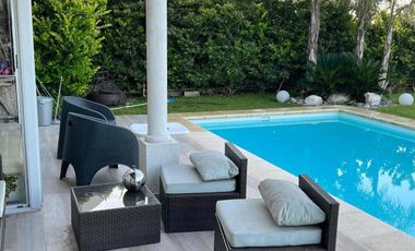 Casa Venta 3 dormitorios 3 baños - Barrio Santo Domingo, Presidente Peron