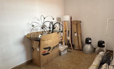 Casa para destino comercial en avellaneda al 600