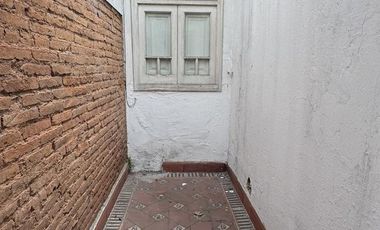 Casa para destino comercial en avellaneda al 600
