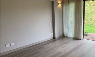 Venta de Casa en El Retiro en Parcelacion Sector Puro Cuero