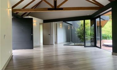 Venta de Casa en El Retiro en Parcelacion Sector Puro Cuero