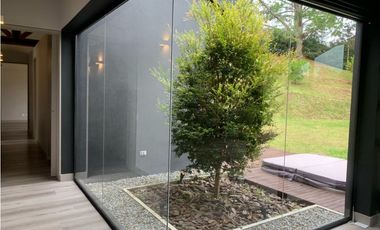 Venta de Casa en El Retiro en Parcelacion Sector Puro Cuero