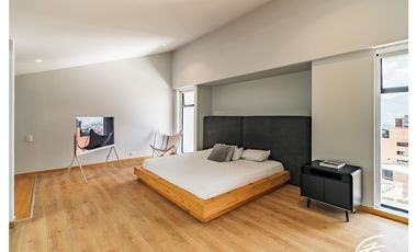 APARTAMENTO EN VENTA EN EL POBLADO, MEDELLN