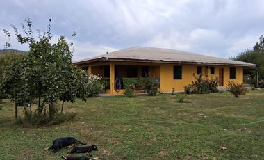 Parcela Con Casa Regularizada, Piscina Y Gran Terreno