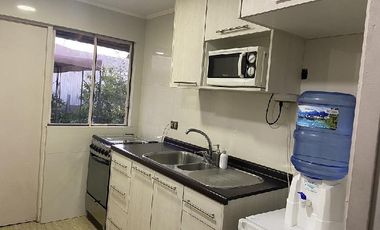 Casa 2 pisos, con depto. independiente, Sector Colón