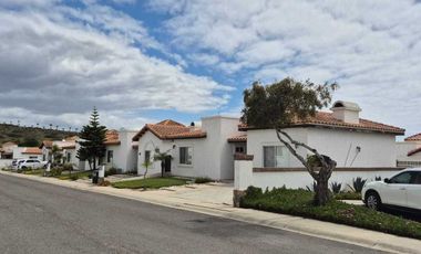 RENTA CASA EN FRACCIONAMIENTO PRIVADO CON VISTA AL MAR DE ROSARITO