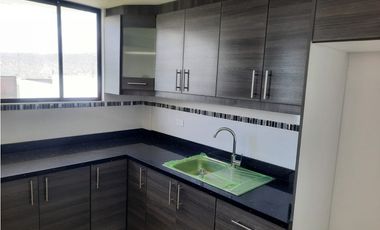 Mitad del Mundo, Casa en Venta, 108m2, 3 Habitaciones  nuevo