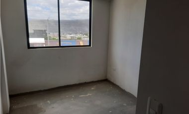 Mitad del Mundo, Casa en Venta, 108m2, 3 Habitaciones  nuevo
