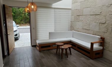 CASA EN VENTA EN RIVIERA MAYA PUERTO MORELOS CON 4 RECÁMARAS ALBERCA PRIVADA