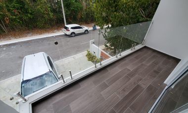CASA EN VENTA EN RIVIERA MAYA PUERTO MORELOS CON 4 RECÁMARAS ALBERCA PRIVADA