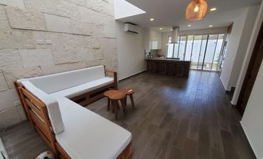 CASA EN VENTA EN RIVIERA MAYA PUERTO MORELOS CON 4 RECÁMARAS ALBERCA PRIVADA