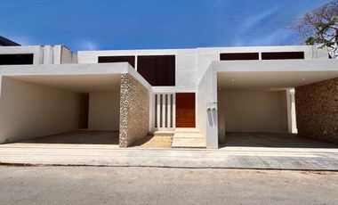 Casa Venta Mérida, Dzityá, 3 habits + alberca, entrega inmediata, Casa Montreal.
