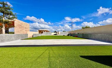 CASA VENTA MÉRIDA, PRIVADA ADANA, AMENIDADES, MODELO A PLUS, 1 PISO, XCANATÚN.