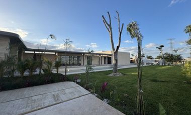 CASA VENTA MÉRIDA, PRIVADA ADANA, AMENIDADES, MODELO A PLUS, 1 PISO, XCANATÚN.