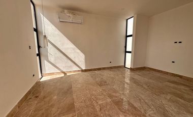 CASA VENTA MÉRIDA, 4 HABITACIONES, MODELO B PRIVADA ADANA, XCANATÚN. AMENIDADES.