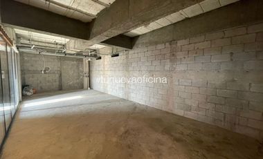 Venta Oficina 50m2 Santa Cruz Atoyac, Av.Cuauhtémoc acondicionada.