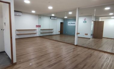 Local remodelado en San Miguel Chapultepec con excelente ubicación