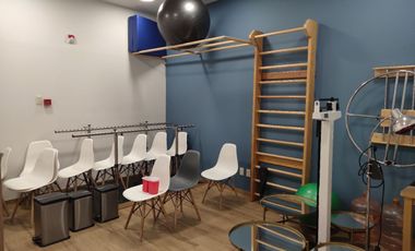 Local remodelado en San Miguel Chapultepec con excelente ubicación