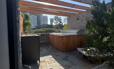 CASA EN VENTA EN EL COUNTRY CLUB DE 3 NIVELES