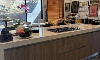 CASA EN VENTA EN EL COUNTRY CLUB DE 3 NIVELES