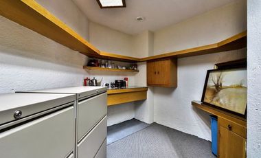 VENTA EDIFICIO DE OFICINAS A UN COSTADO DEL CENTRO COMERCIAL PERISUR