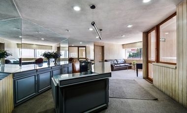 VENTA EDIFICIO DE OFICINAS A UN COSTADO DEL CENTRO COMERCIAL PERISUR