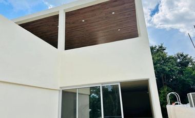 Venta Casa en Aldea Kiin, Puerto Morelos – Un Refugio de Tranquilidad y Confort
