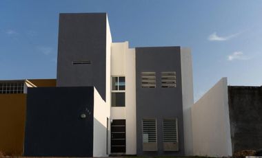 Casa en venta en el norte de villa de alvarez