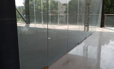 Local en VENTA la Reserva campanaio, Querétaro