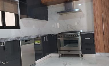 Casa en RENTA en Misión de San Jerónimo, Querétaro