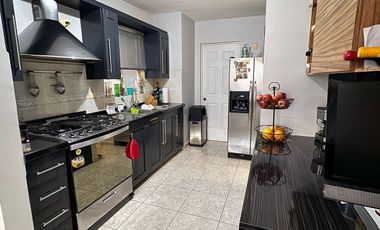 CASA EN VENTA PRIVADAS DE ANAHUAC SECTOR INGLES - ESCOBEDO N.L.