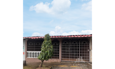 LOS CAOBOS DON BOSCO - CASA EN VENTA