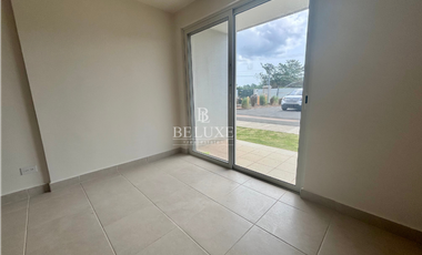 VENTA DE APARTAMENTO EN PLAYA CARACOL, PH AIRES DEL MAR 6 (2) P