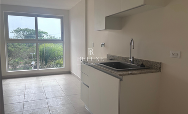 VENTA DE APARTAMENTO EN PLAYA CARACOL, PH AIRES DEL MAR  5 (2) P