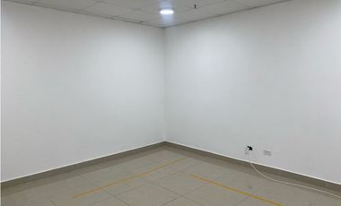 OFICINA / VIA ESPAÑA / PLAZA KORINTHO / CON DIVISIONES 7 73M
