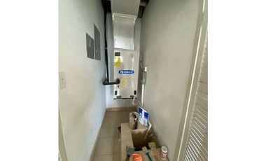 OFICINA / VIA ESPAÑA / PLAZA KORINTHO / CON DIVISIONES 7 73M