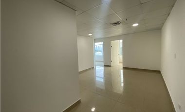 OFICINA / VIA ESPAÑA / PLAZA KORINTHO / CON DIVISIONES 7 73M