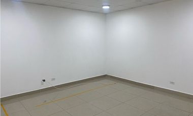 OFICINA / VIA ESPAÑA / PLAZA KORINTHO / CON DIVISIONES 7 73M