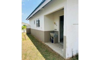 ALQUILO CASA EN ARRAIJAN PLAYA DORADA PH VILLA MARINA II 3R