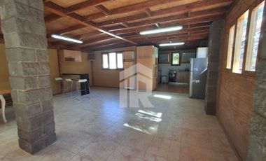 Venta de privilegiada propiedad en condominio privado